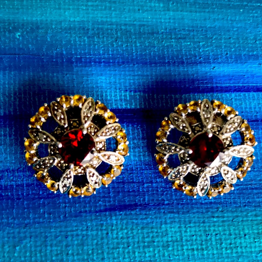 Sterling silver Red crystal stone rhinestones, gold/crystal. 925 silver